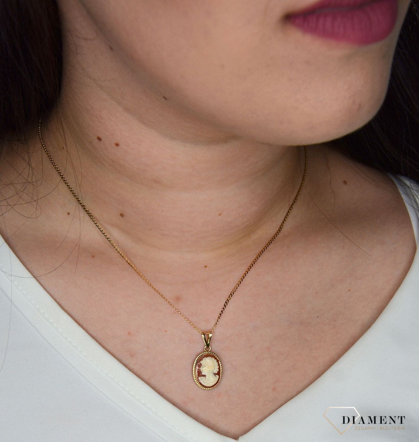 Złota zawieszka 585 kamea ZA 5647 585.jpg